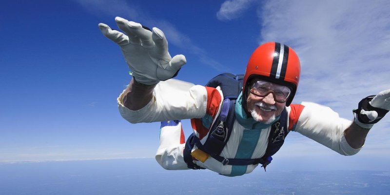 Man skydiving