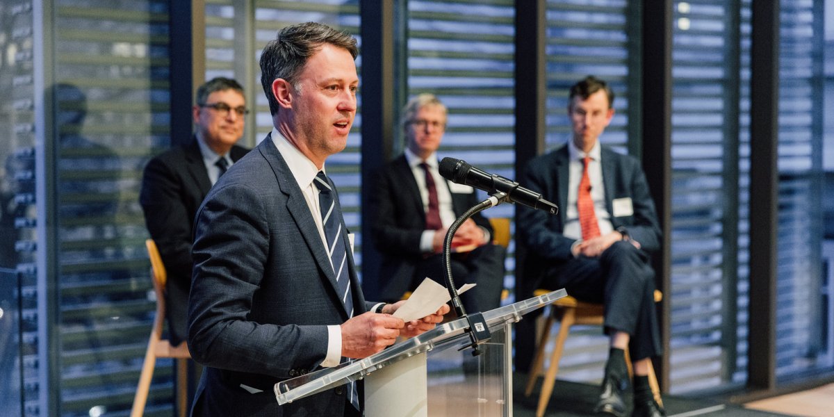 Middle Powers in a Fractured World