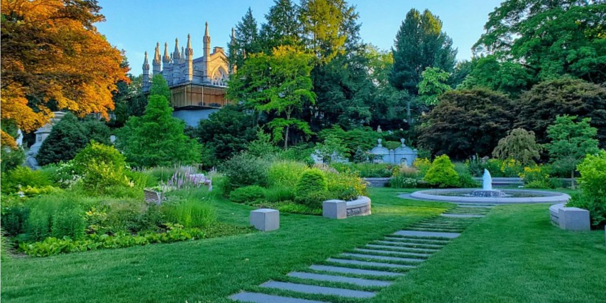 Photo of Mt Auburn Cemetery